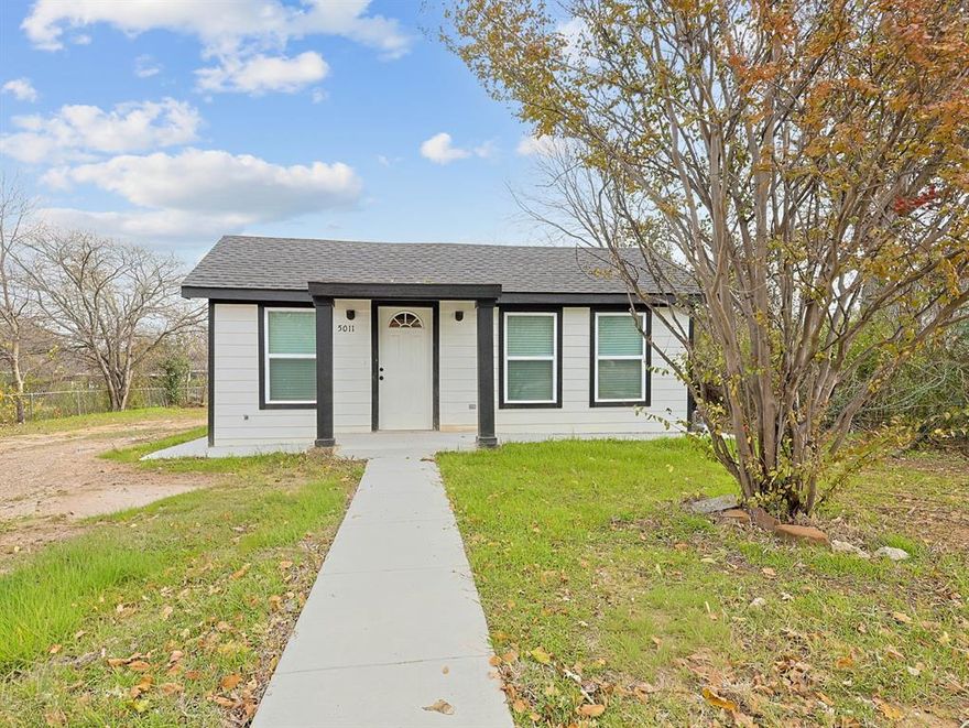 Welcome to 5011 Miller Avenue! This move-in-ready home offers quick access to US-287 and I-820, just minutes away from downtown Fort Worth, shopping and schools. Inside you’ll find a fully remodeled interior featuring fresh paint inside and out, new flooring, new cabinetry and sleek countertops. Both bathrooms have been completely upgraded with a touch of modern finishes. Whether you're an investor looking for steady rental income, small family, or looking to downgrade this house is perfect for you. The spacious backyard offers room for family gatherings, gardening, parking in the back or simply backing up your trailer into.
