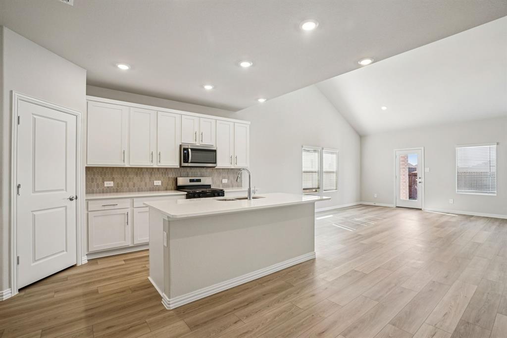 Simpson Crossing - Residential