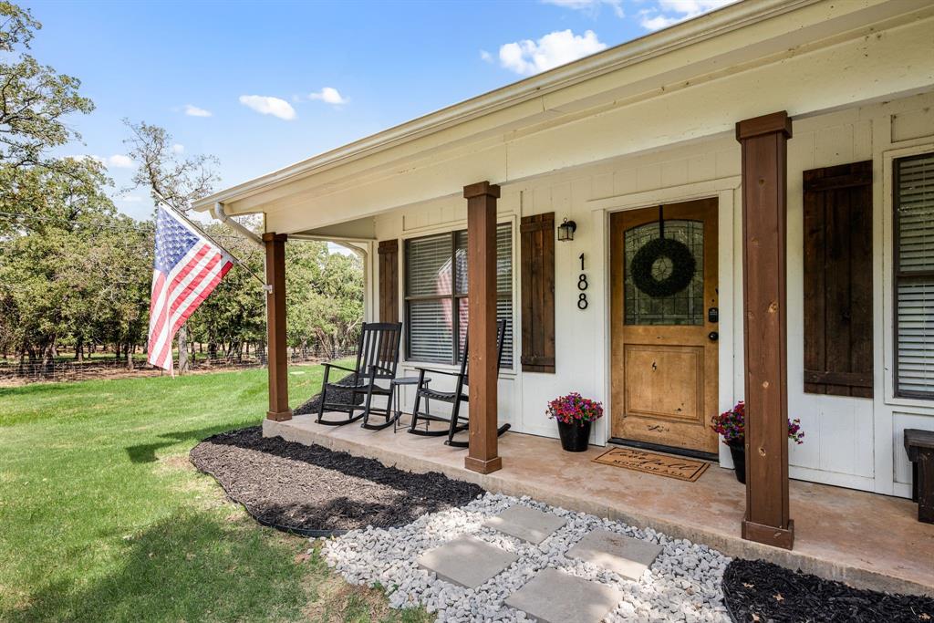 188 Private Road 1574
