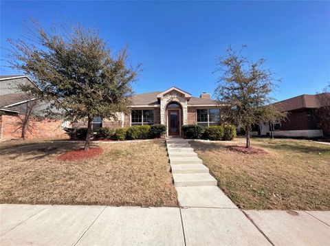 Photo of 4522 Mariner Drive, Rowlett, TX 75088 (MLS # 21170364)