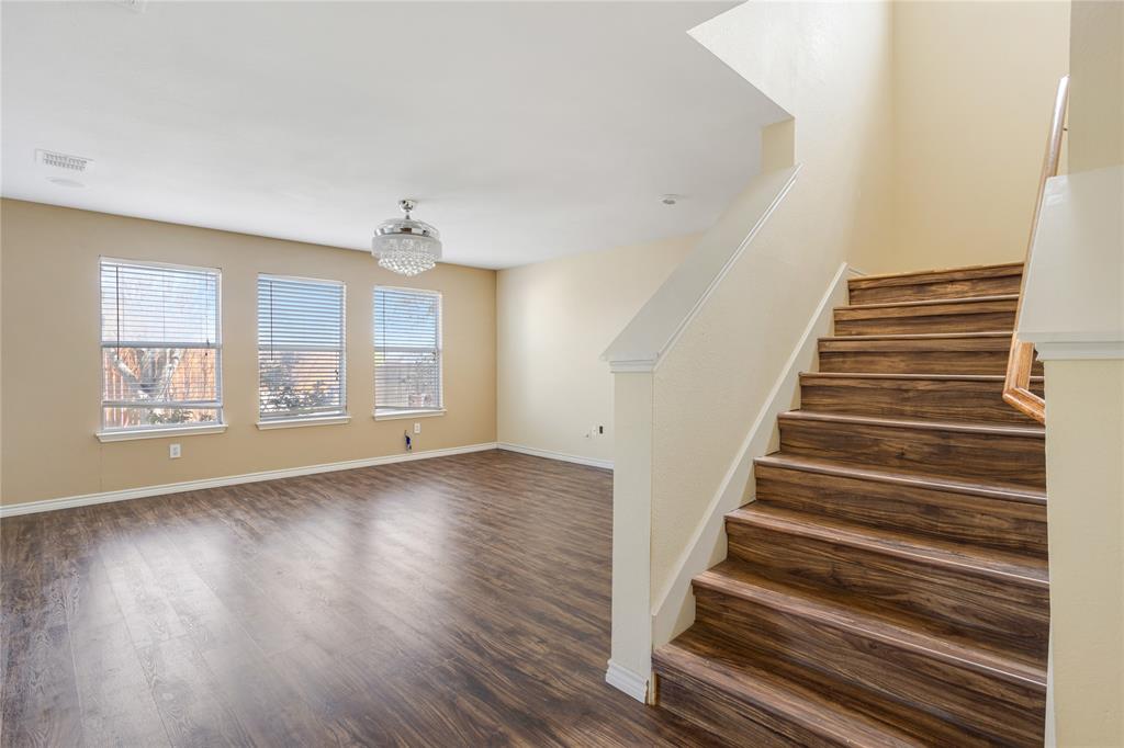 1921 Southridge Lane