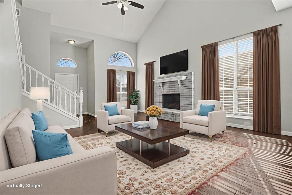 2102 Ridgecliff Drive