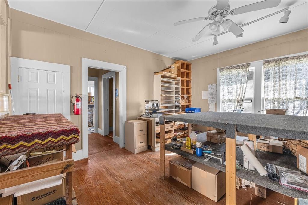 Mccarty - Commercial Sale