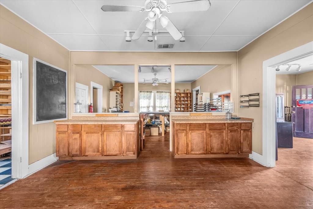 Mccarty - Commercial Sale