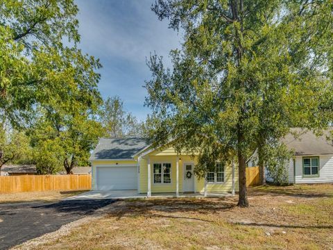 530 Maple Street Commerce TX 75428