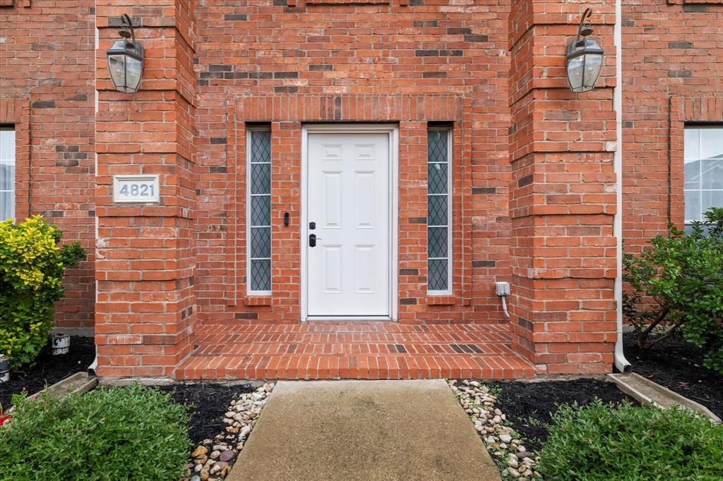 4821 Monte Vista Lane