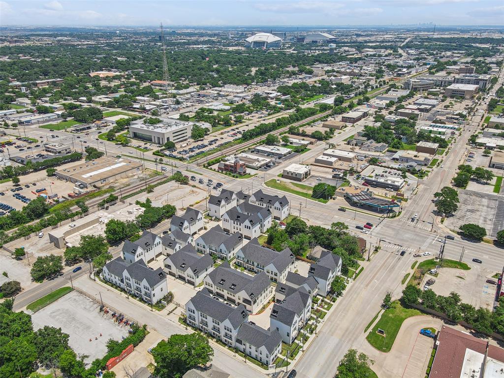 Main 7 Twnhm Add - Residential