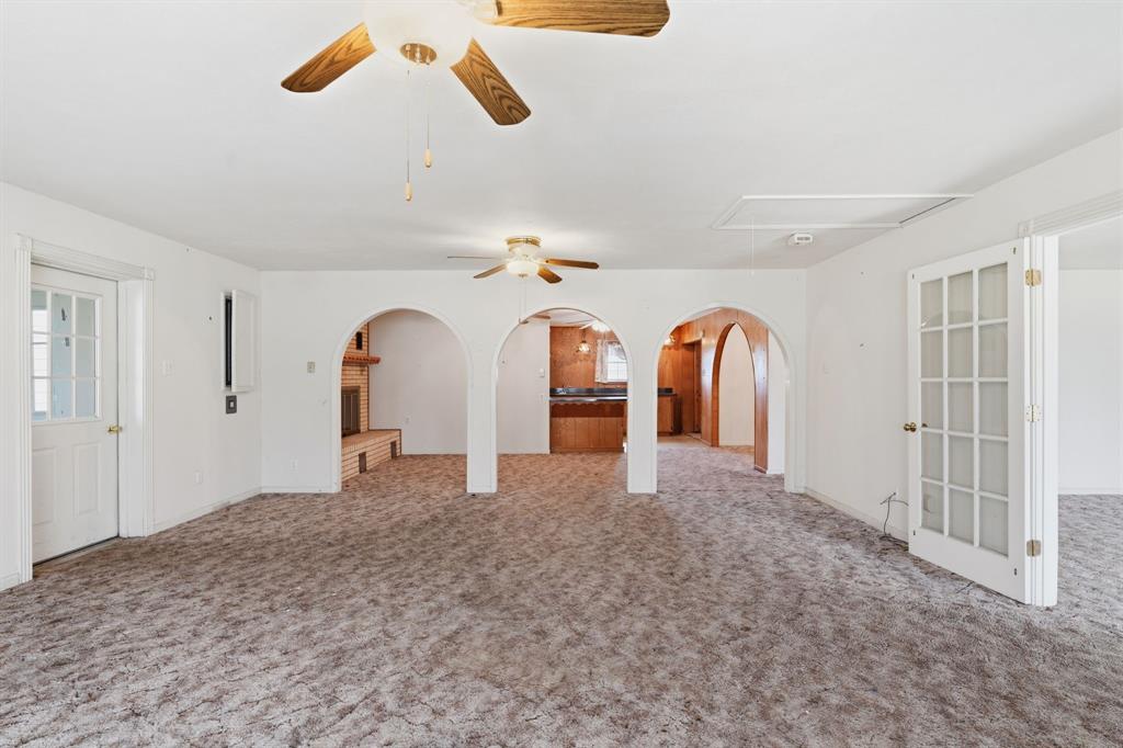 1235 Maxwell Road