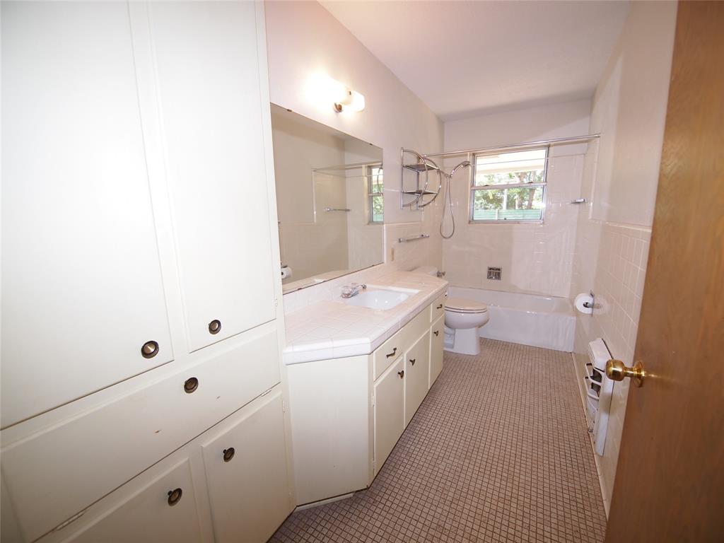 Rolling Hills - Residential