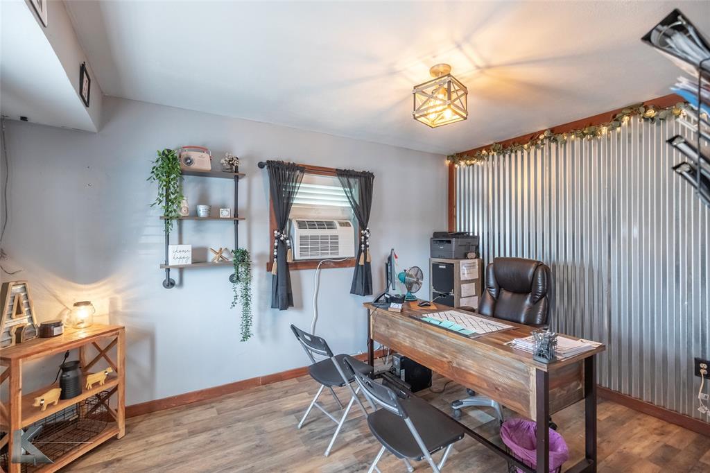 Farrington Marketing - Commercial Sale