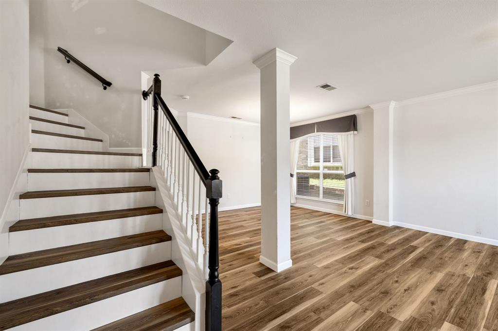813 Silverbrook Drive