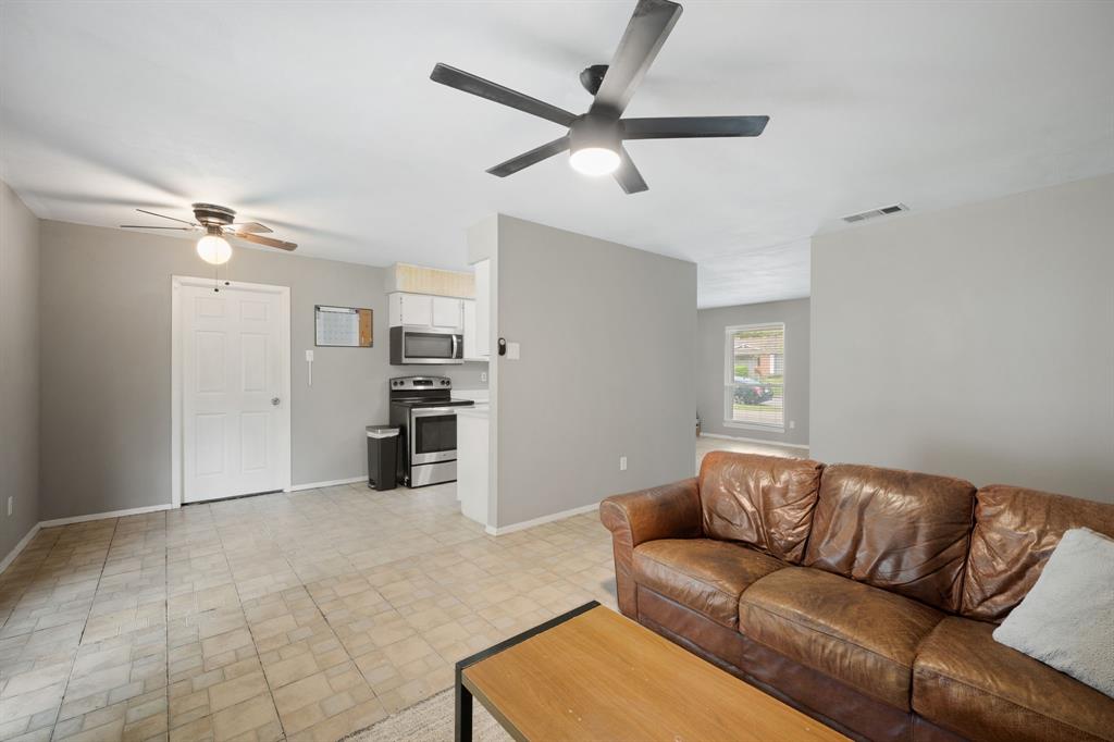 South HIlls Park 2nd Inst - Residential