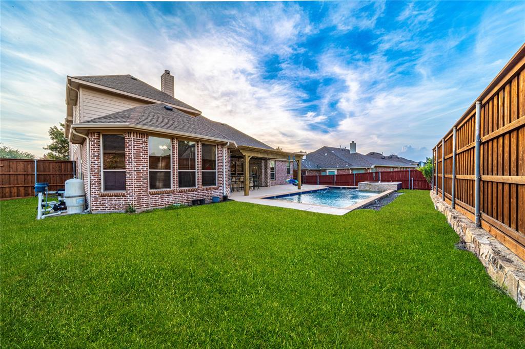 Aviary Ph 4 - Residential