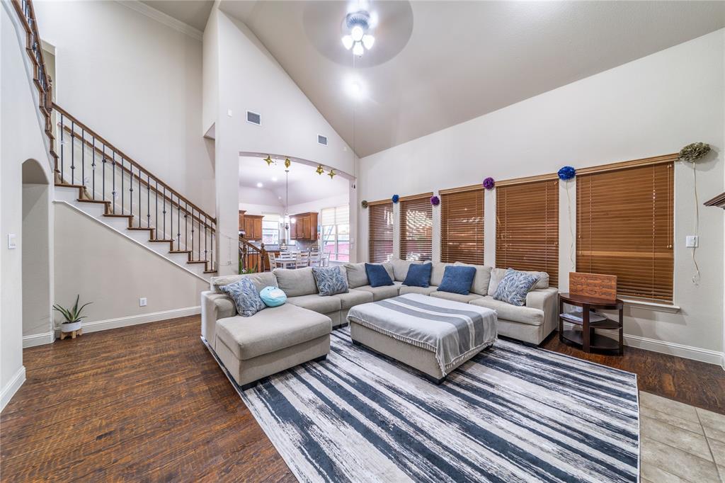 Aviary Ph 4 - Residential