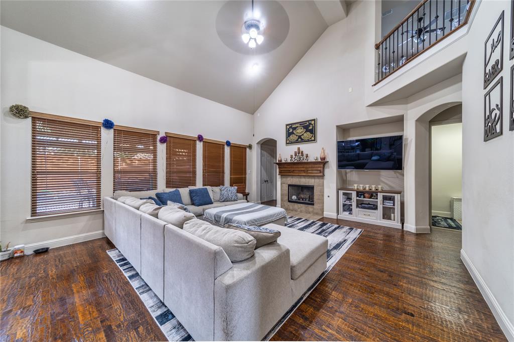 Aviary Ph 4 - Residential