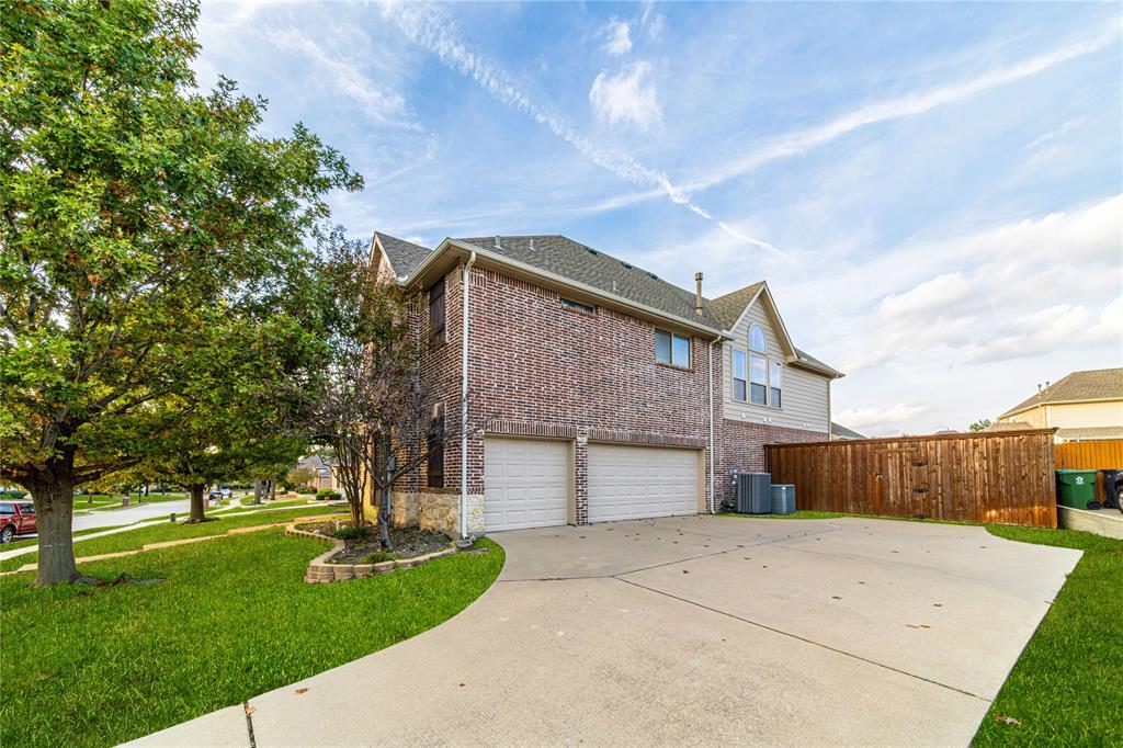 Aviary Ph 4 - Residential