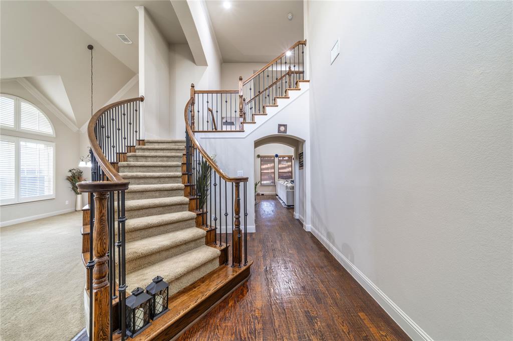 Aviary Ph 4 - Residential