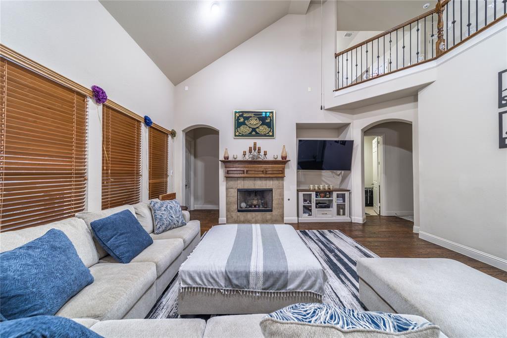 Aviary Ph 4 - Residential