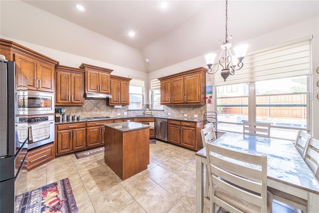 Aviary Ph 4 - Residential