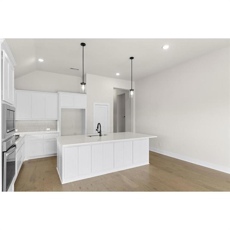 2000 Harmony Pine Way