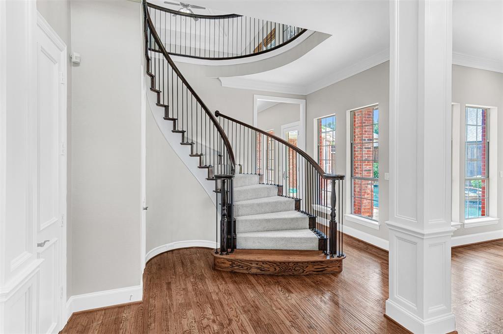 5965 GLENDOWER Lane