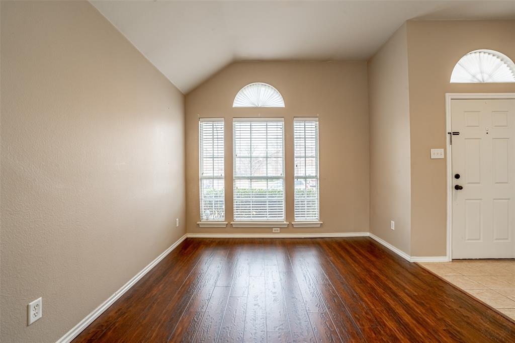 8700 Shadow Trace Drive