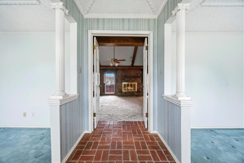 1309 Briar Hollow Lane