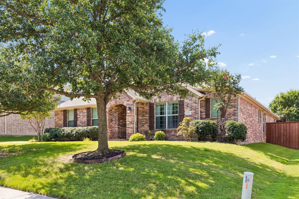 400 Komron Court