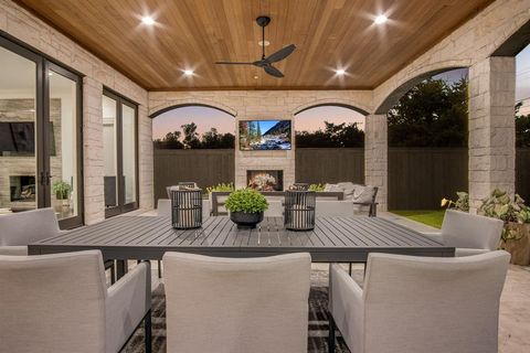 Tiny photo for 6019 Prestonshire Lane, Dallas, TX 75225 (MLS # 20999589)