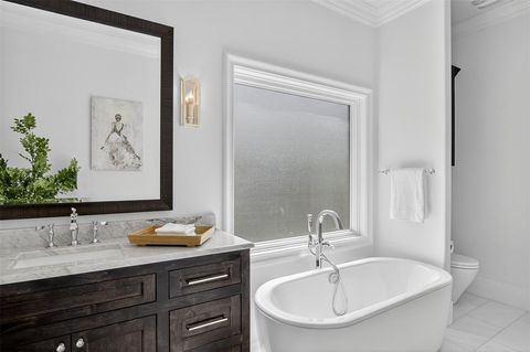 Tiny photo for 6019 Prestonshire Lane, Dallas, TX 75225 (MLS # 20999589)