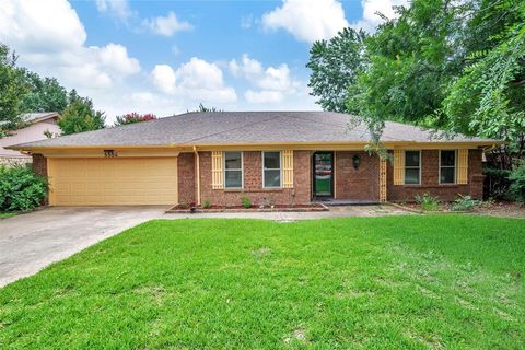 5504 Shady Meadow Street North Richland Hills TX 76180