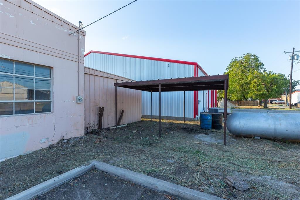 131 E 4th Street
