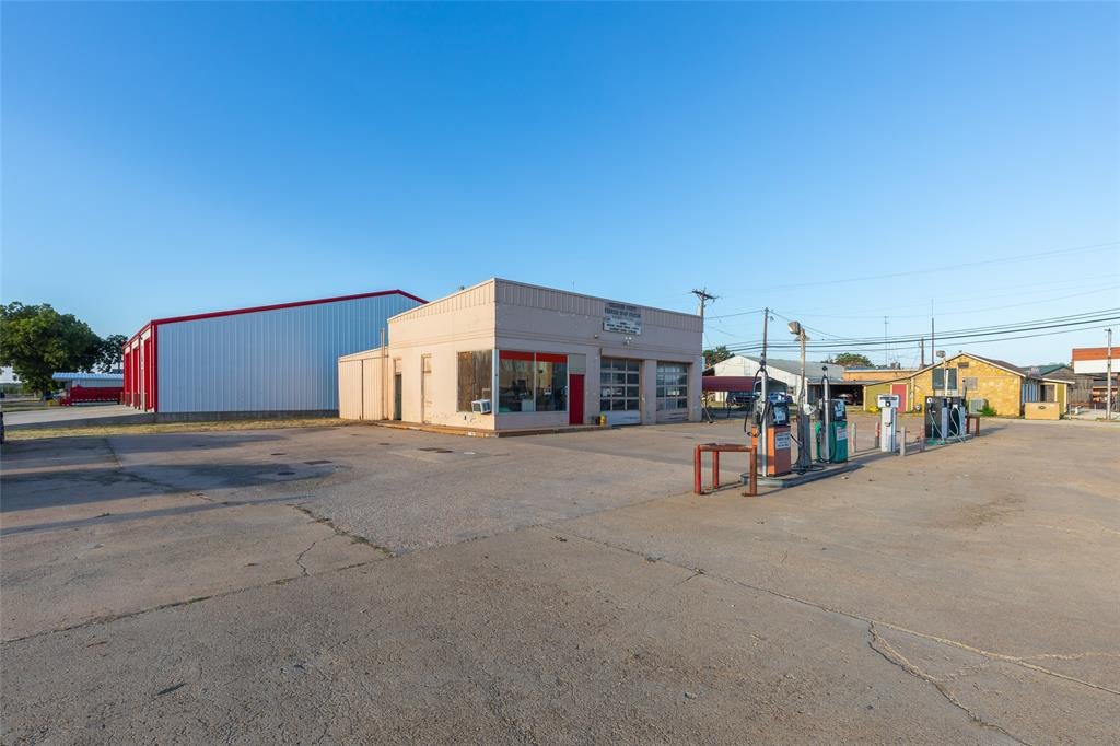 131 E 4th Street