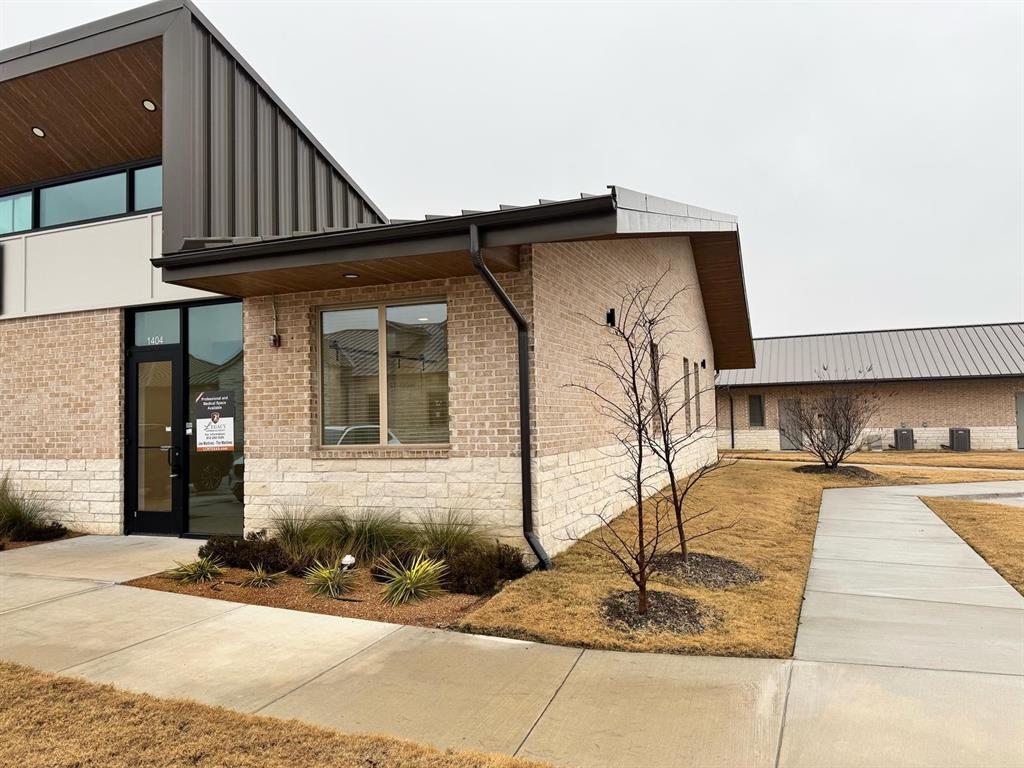 1400 N COIT Road 1705