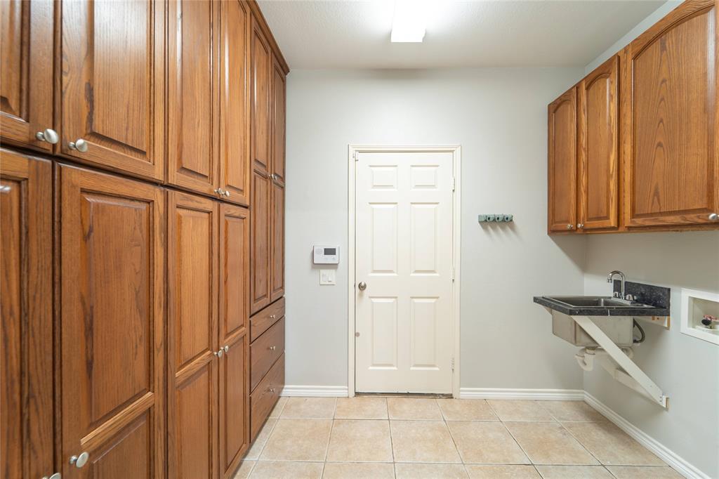 Fountainview Ph One - Residential