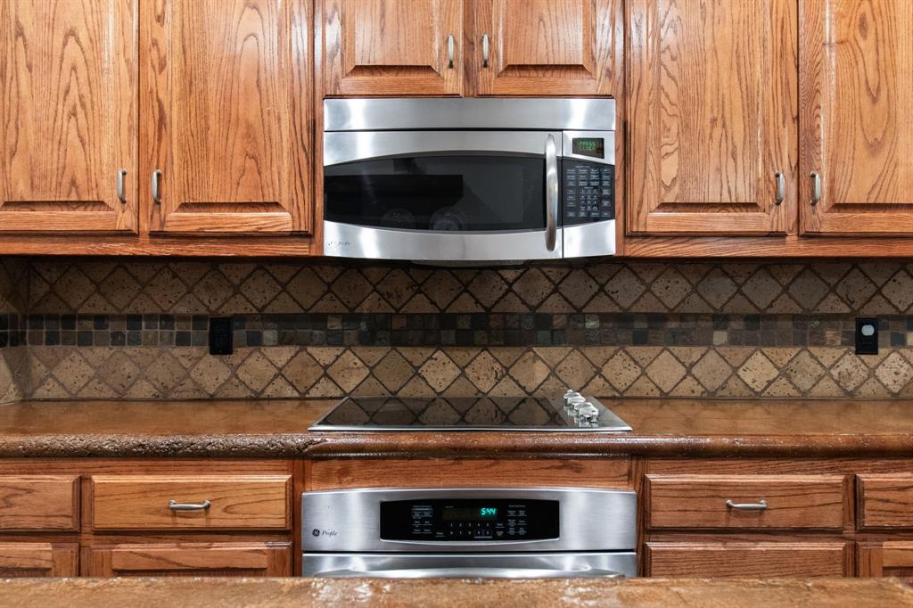 Lake Country Estates Add - Residential