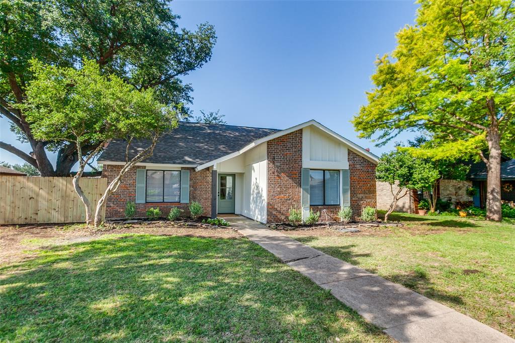 3104 Queens Way