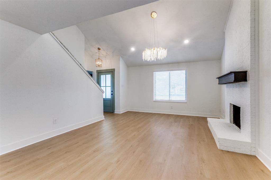 3104 Queens Way