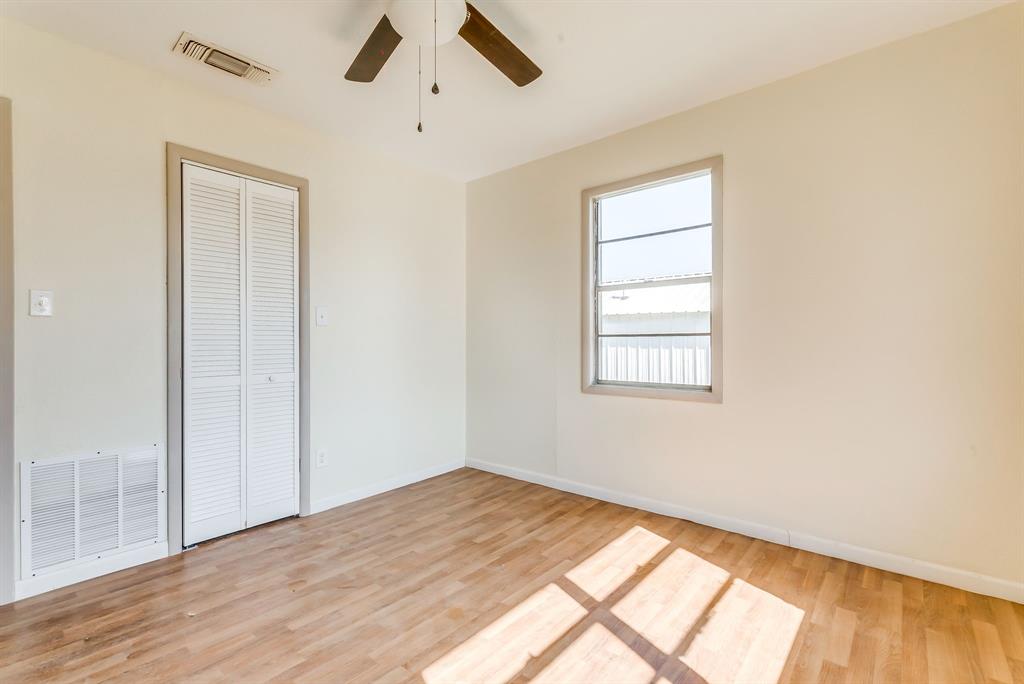 Lindsey - Residential