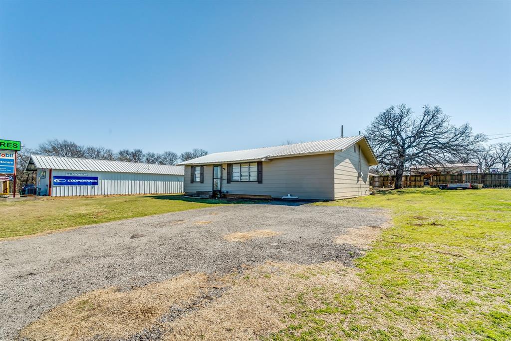 Lindsey - Residential