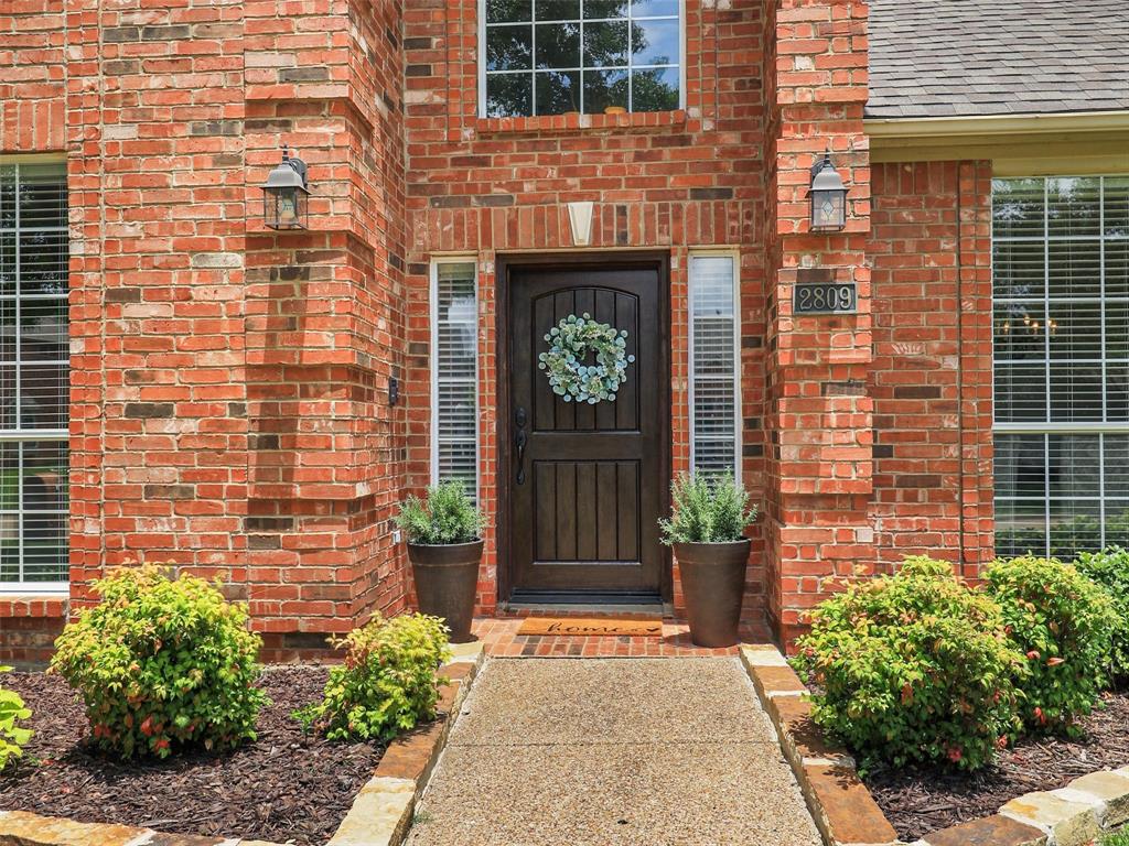 2809 Valley Spring Drive