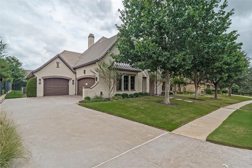 4663 Sidonia Court