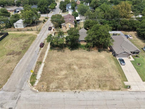 Photo of 5832 Farnsworth Avenue, Fort Worth, TX 76107 (MLS # 21350250)