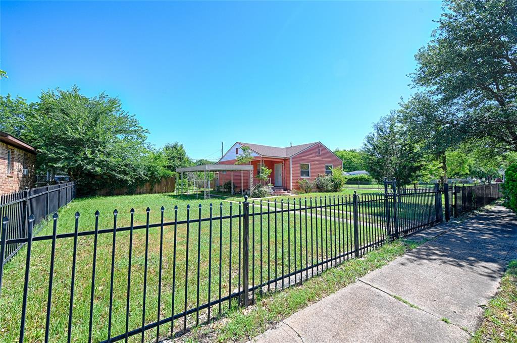1705 Savoy Street