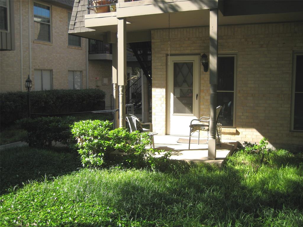 Fountain Royale Orleans W - Residential