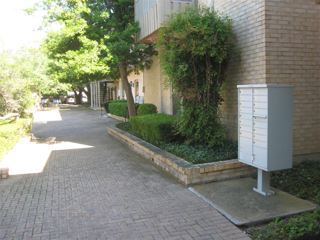 Fountain Royale Orleans W - Residential