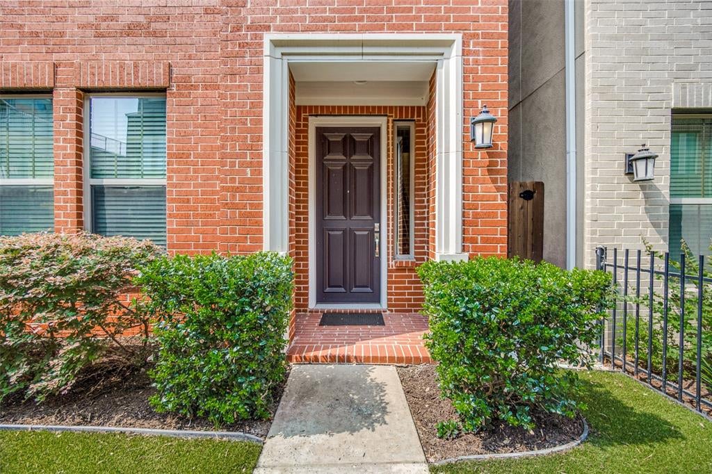1380 Branchwood Place