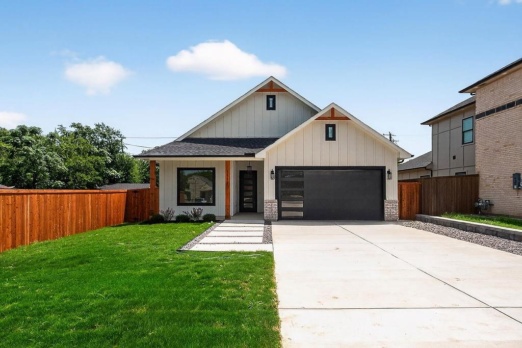 1117 fort worth