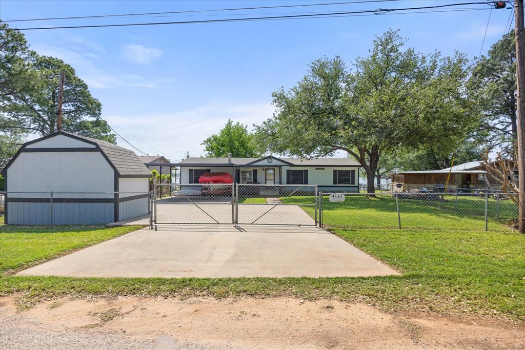4433 Wildwood Circle