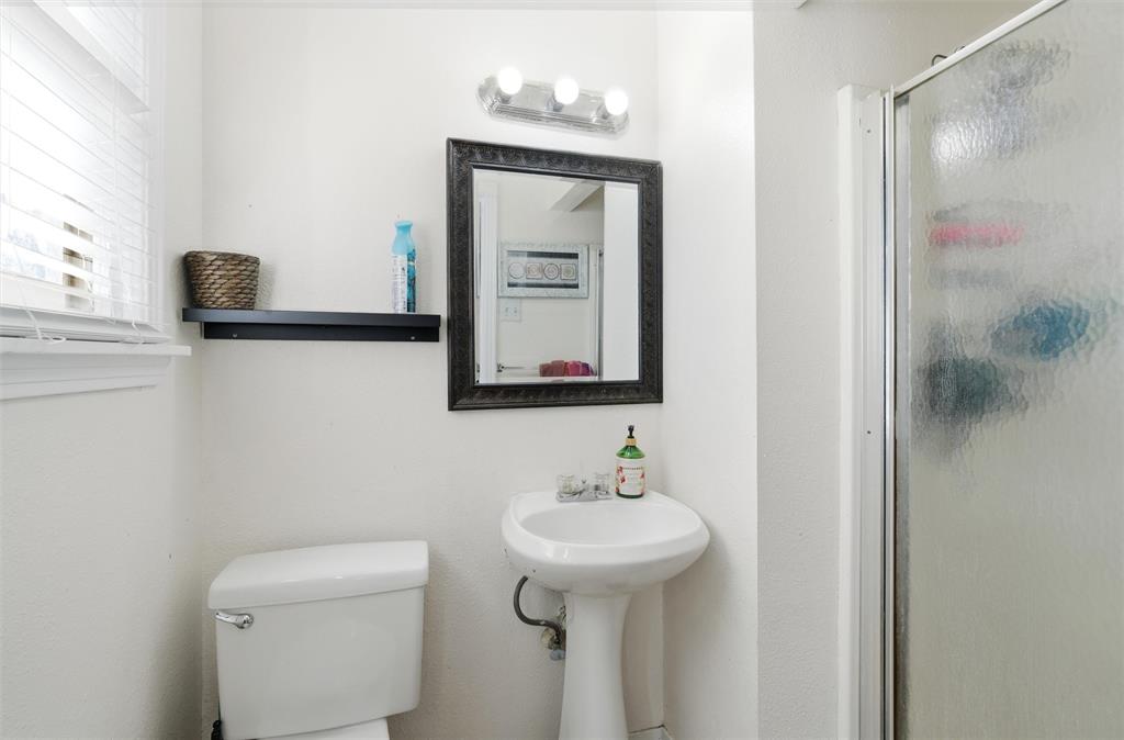 3808 Parkwood Street